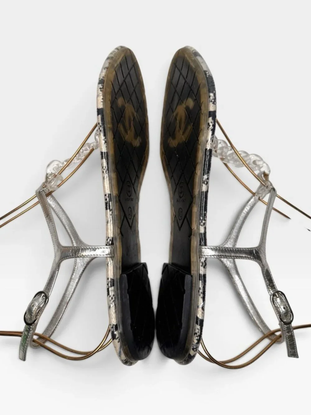 CHANEL EU 40 US 9 Silver Strappy Houndstooth Chain Ankle Strap Jelly Sandals